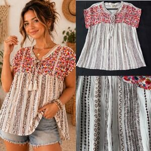 Savanna‎ Jane Embroidered Boho Artisan Print Tassel Tunic Top M Hippie Festival
